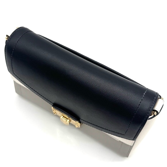 Michael Kors Kinsley leather Medium shoulder Flap Crossbody Bag Optic White - Picture 7 of 9